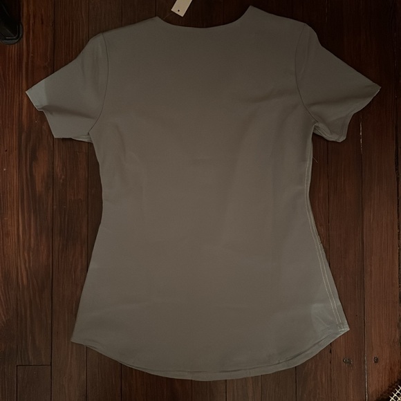 SOLD - Scrubstar Women's Active Stretch Fabric 3 Pocket V-Neck Scrub Top Gray - Picture 11 of 15